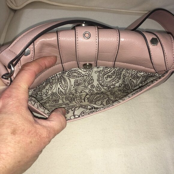 NWOT Jessica Simpson Women's Courtney Faux Leather Flap Shoulder Handbag - Picture 8 of 11